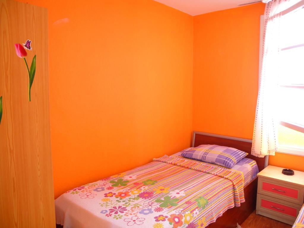 Eysan Pansiyon アクチャイ 部屋 写真